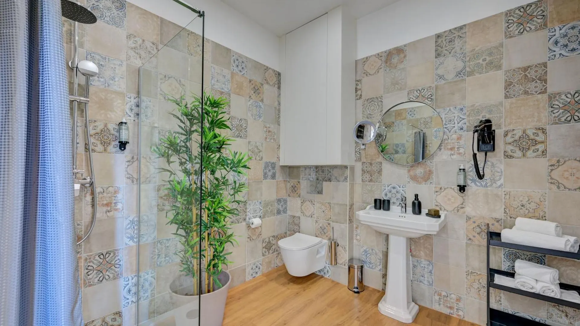 Boutique Hotel Provencia Marseille 0*,