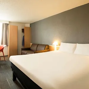 Ibis Orly Tram 7 3*, Chevilly-Larue Francia